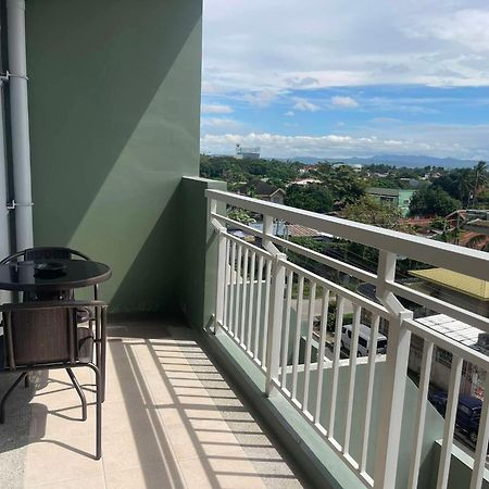 Verdon Parc Davao City With Balcony By Darpm Luaran gambar