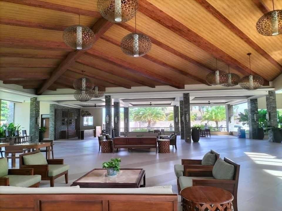 Verdon Parc Davao City With Balcony By Darpm Luaran gambar